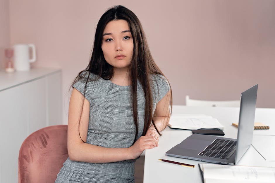 20代女性のキャリア選択を考える様子
