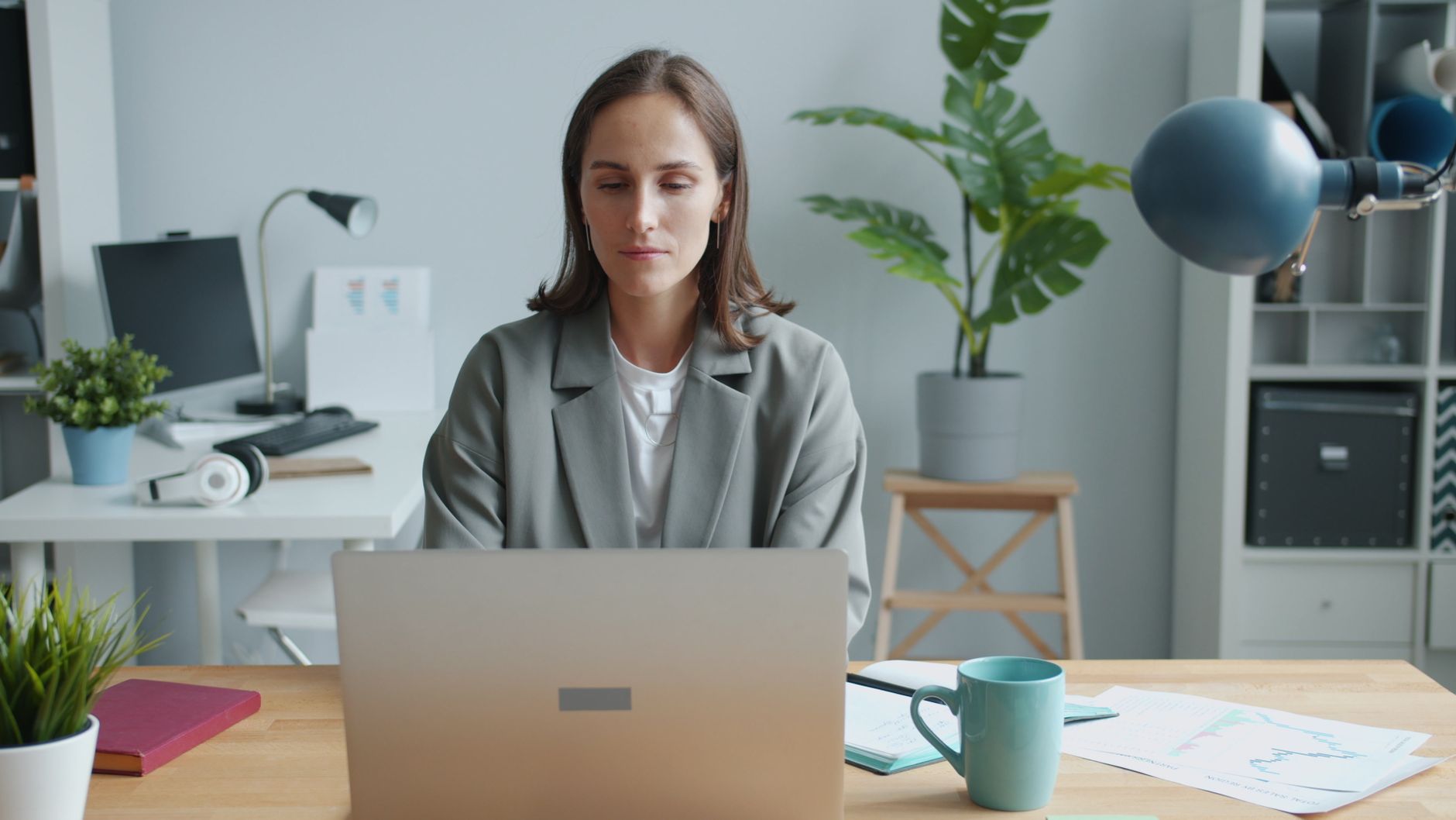 転職エージェントを使わない方がいい人の特徴｜本当に必要な人を見極める 本文画像1